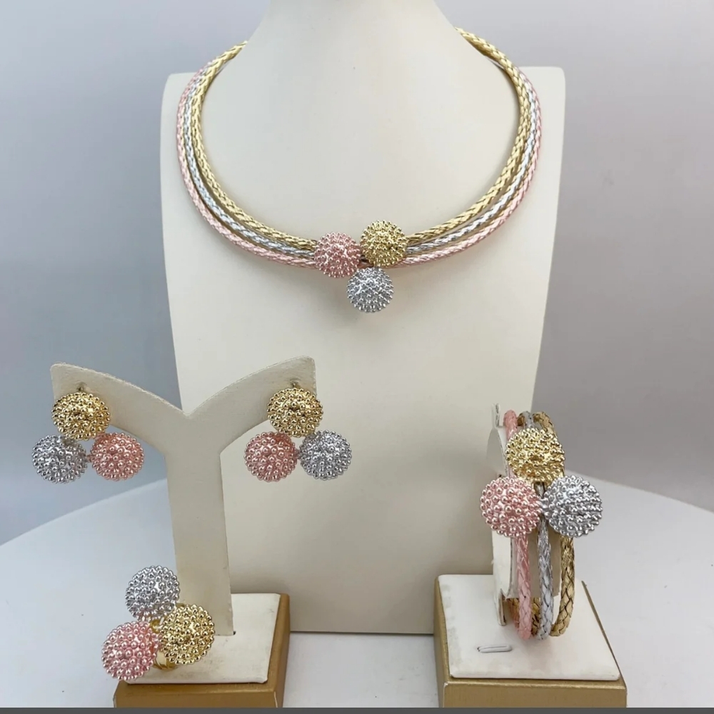 Tre-Speranza 4 Piece Gold Plated Italian Jewelry Set - Image 4